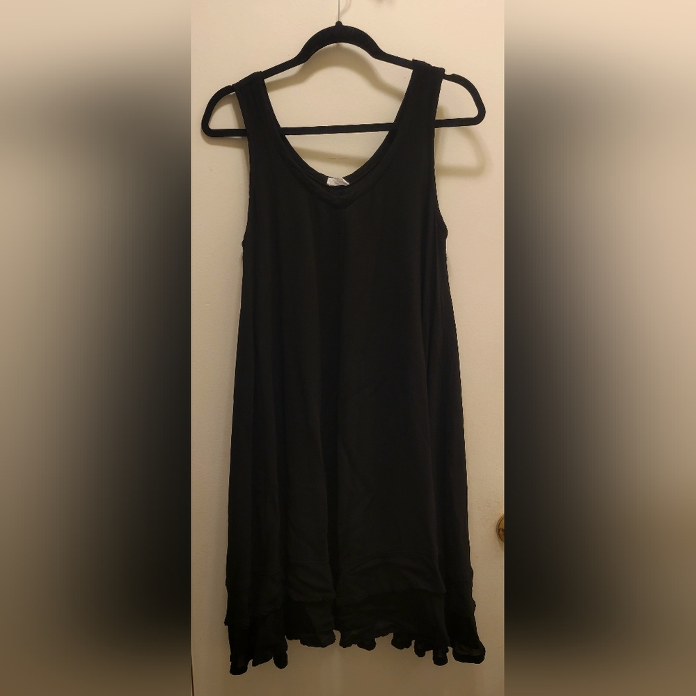Beautiful Lined Black Flowing Dress BY WILT size L